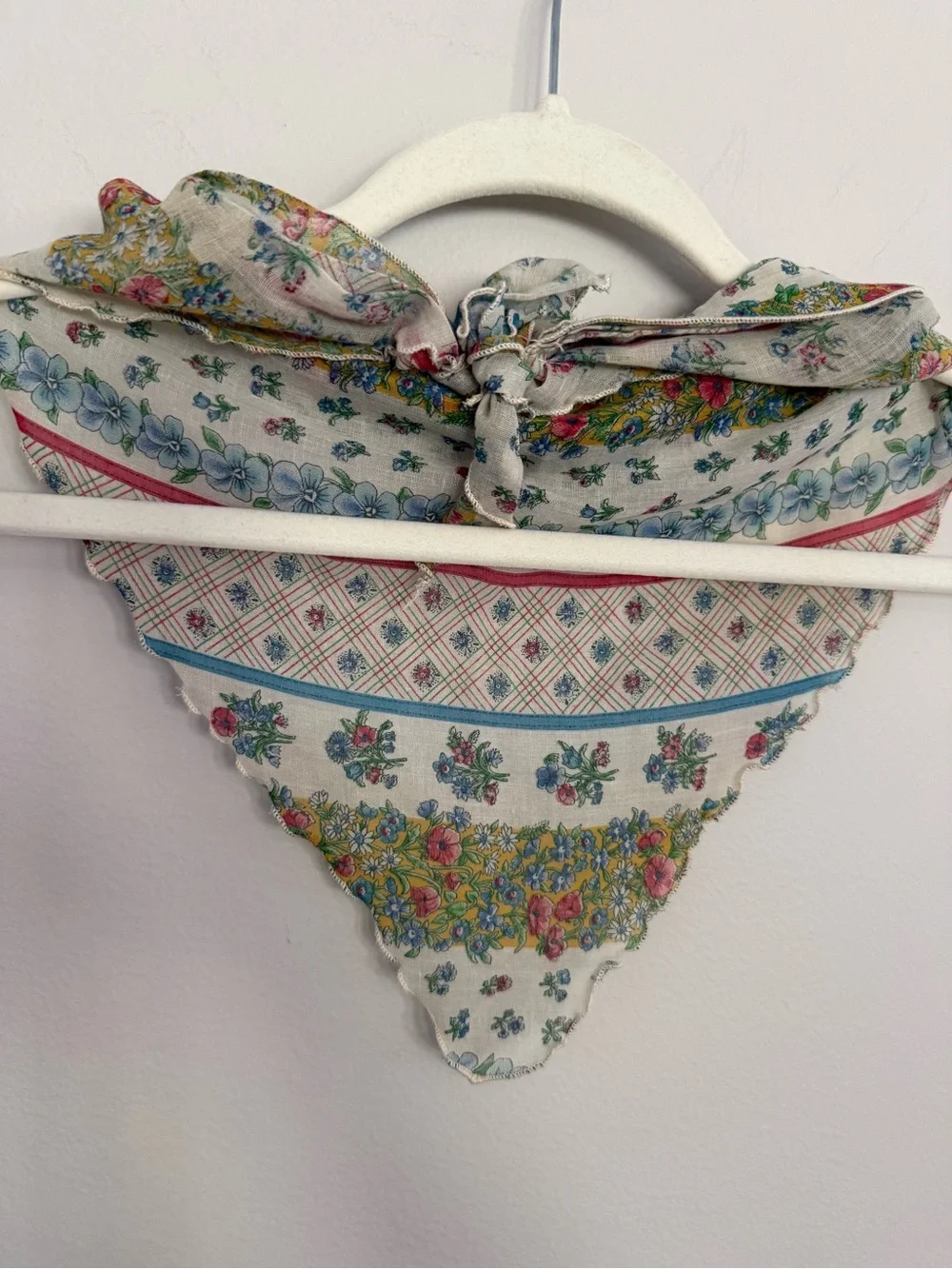 Vintage inspired floral Triangle Bandana Scarf in Cream with Prints